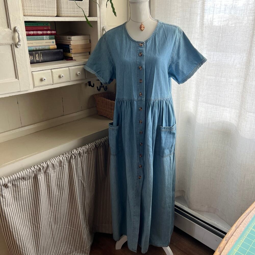 Vintage denim dress cottage core button down short sleeve